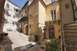 #21993 Edifici destinati a residenza turistico-alberghiera