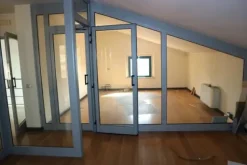 #14857 Edificio terziario con tettoie e corte privata