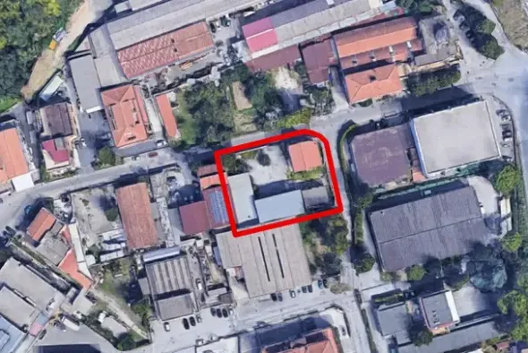 #14857 Edificio terziario con tettoie e corte privata