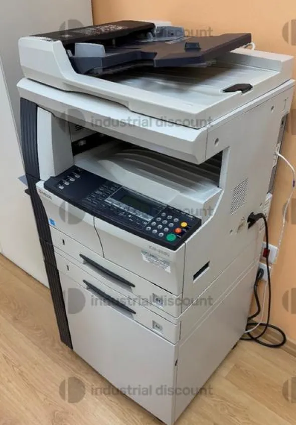 7#9042 Elementi d'arredo e Kyocera