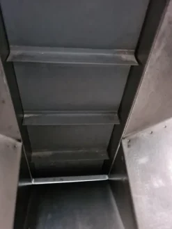 ELEVATORE A TRAMOGGIA PER TAPPI – GAMA (COD. ELE-47)