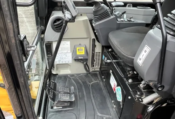 2013 Escavatore CAT 303.5E CR