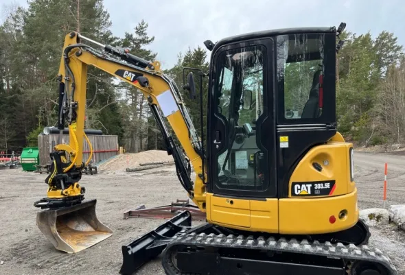 2013 Escavatore CAT 303.5E CR