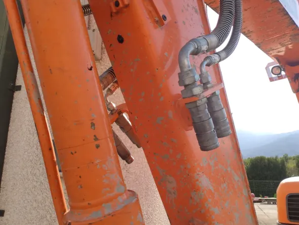 Escavatore cingolato Doosan DX85R-3
