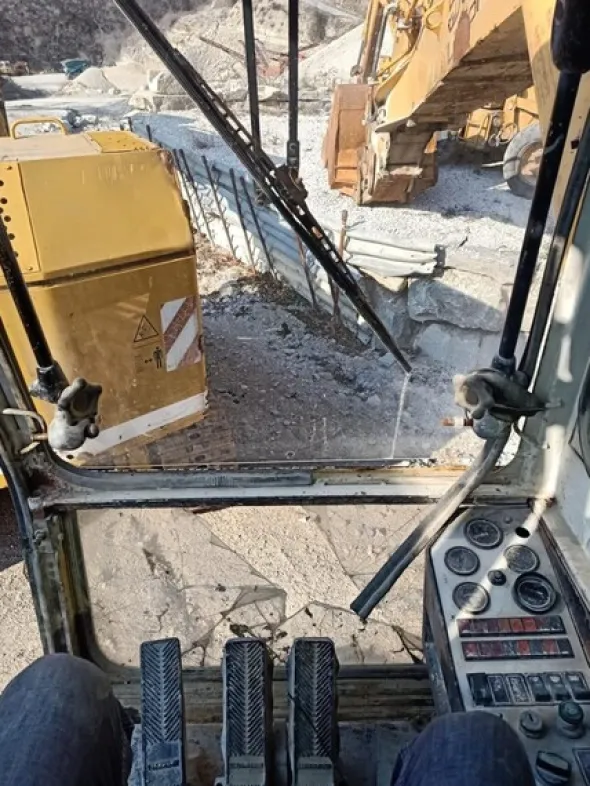 2#7693 Escavatore cingolato Liebherr