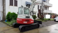 16#7214 Escavatore cingolato Takeuchi