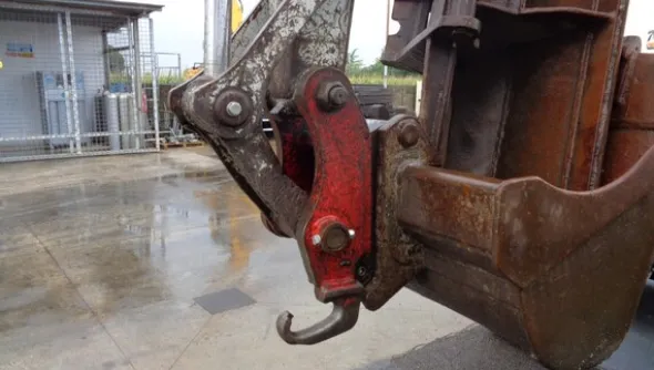 16#7214 Escavatore cingolato Takeuchi