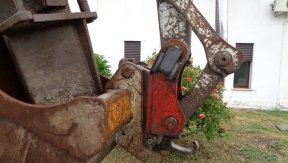 16#7214 Escavatore cingolato Takeuchi