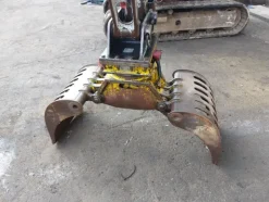 7#7807 Escavatore cingolato Takeuchi