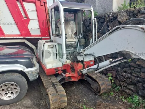 1#8893 Escavatore cingolato Takeuchi TB 135