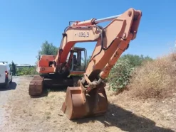 11#7850 Escavatore Fiat Hitachi FH 220.3