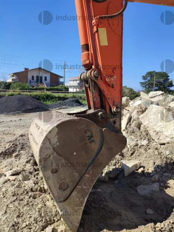2#10032 Escavatore Fiat Kobelco E 235