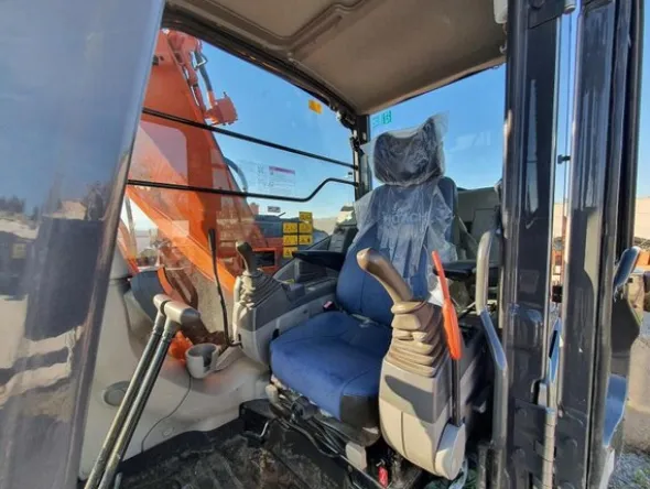 5#6105 Escavatore Hitachi