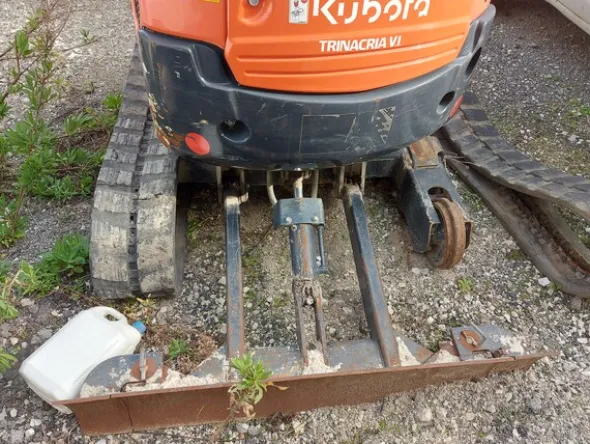 16#8017 Escavatore Kubota U17