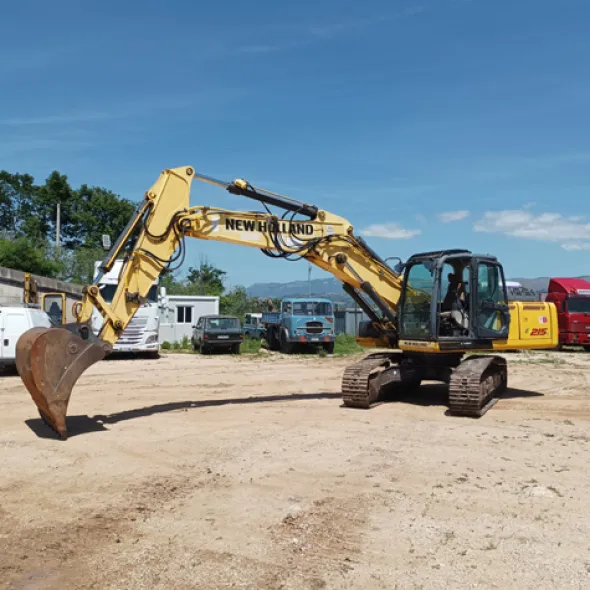 Escavatore New Holland E215C