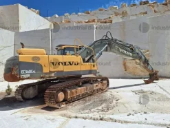 8#10255 Escavatore Volvo EC360CNL