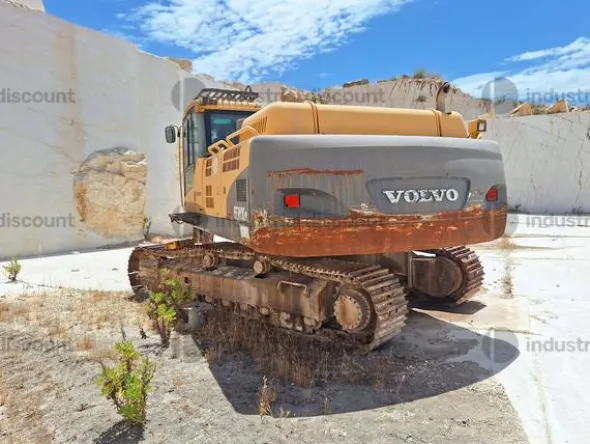 8#10255 Escavatore Volvo EC360CNL