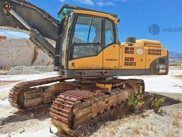 8#10255 Escavatore Volvo EC360CNL