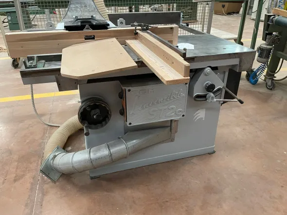 ES-013 Tenosquadratrice SCM ST2C
