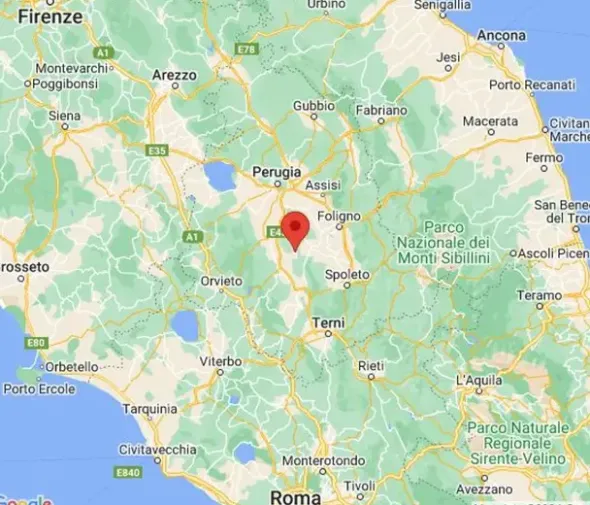 #24028 Fabbricato artigianale con terreno agricolo