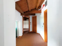 #21602 Fabbricato direzionale con residenza e servizi