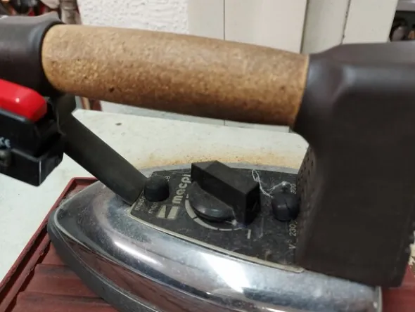 6#7447 Ferri da stiro professionali con caldaia