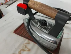 6#7447 Ferri da stiro professionali con caldaia