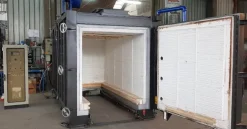Forno a carro per trattamenti termici acciai