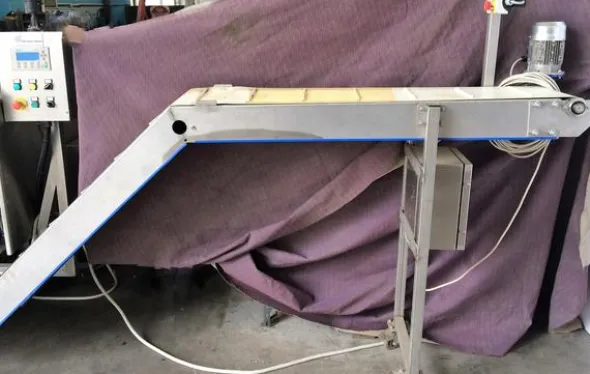 8#4277 Forno a nastri elettrico Meccanica Italiana