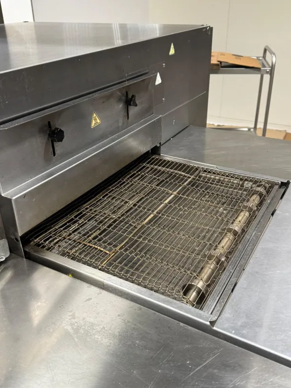 Forno a nastro