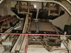 FORNO A TUNNEL PER WAFER
