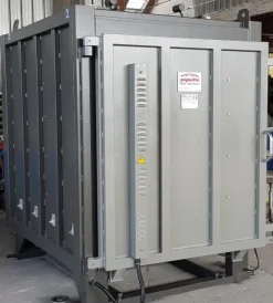 Forno elettrico a carro per trattamenti termici