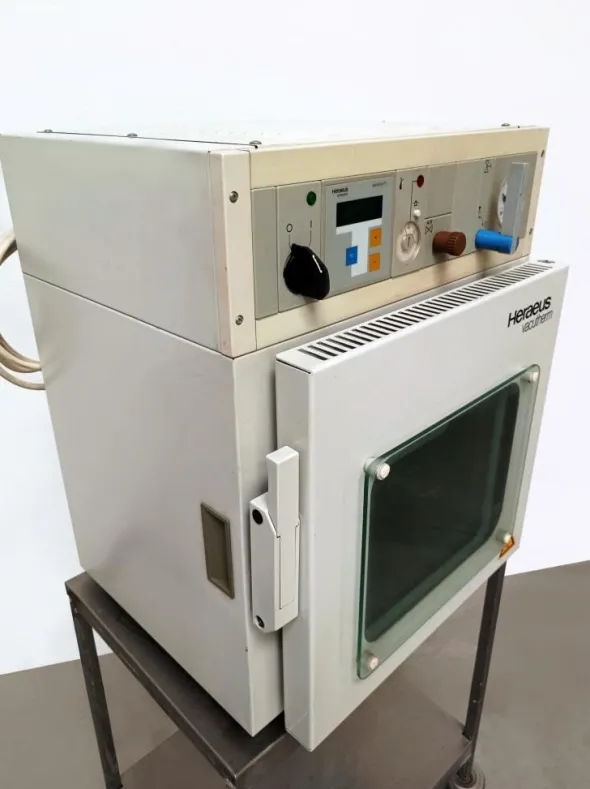FORNO SOTTOVUOTO – HARAEUS – VACUTHERM VT6025 (FOR-16)