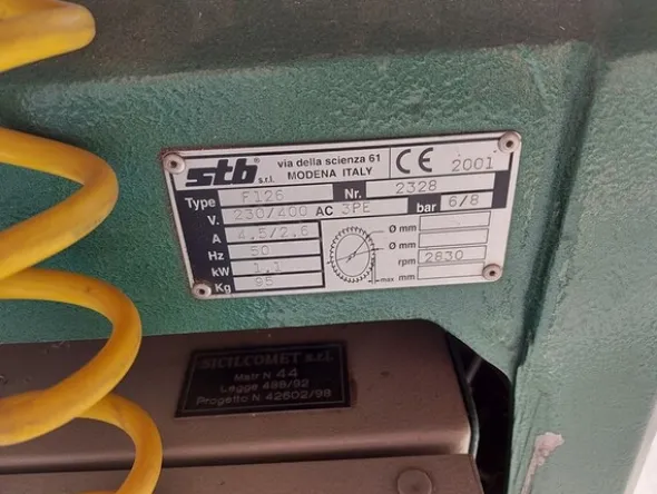 18#5881 Fresatrice asole scarico condensa PVC STB