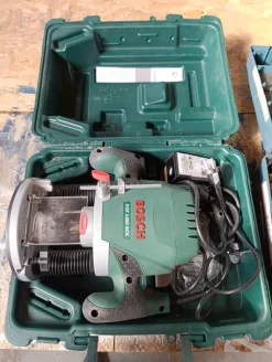 FRESATRICE VERTICALE BOSCH