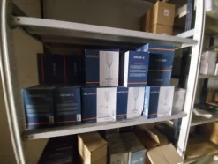 1#8128 Frigoriferi e arredi da ufficio