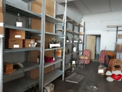 1#8128 Frigoriferi e arredi da ufficio