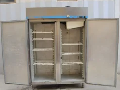 FRIGORIFERO ARMADIO REFRIGERATO POSITIVO