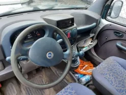8#5704 Furgone Fiat Doblò