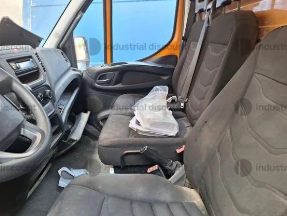 9#10122 Furgone Iveco 35C12