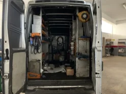 4#6947 Furgone Iveco Daily