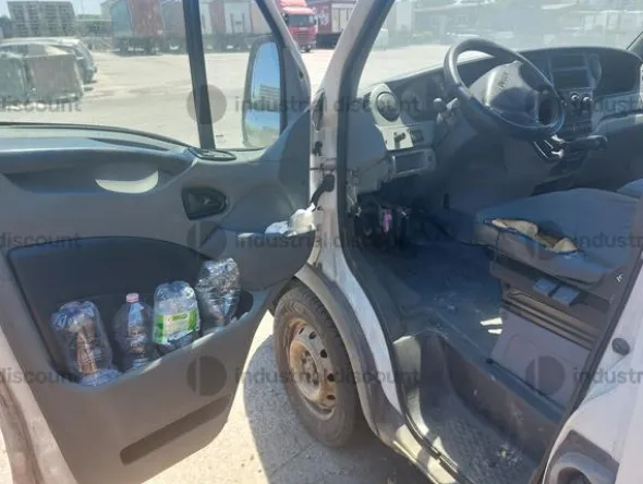 2#10196 Furgone Iveco Daily Minivan