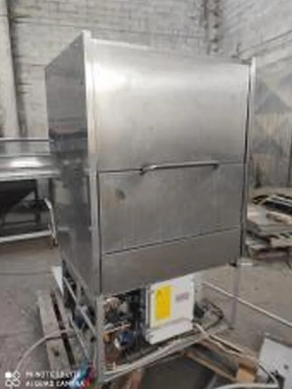 1#7743 Furgone Nissan NV 200 ed attrezzatura varia