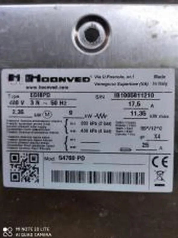1#7743 Furgone Nissan NV 200 ed attrezzatura varia