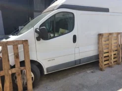 6#8385 Furgone Renault Trafic