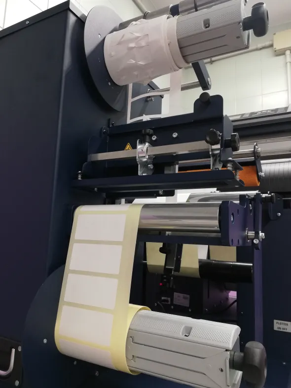 FUSTELLATORE (PLOTTER DA TAGLIO)
