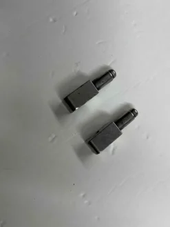 Ganci fissaggio macchina da cucire sul banco