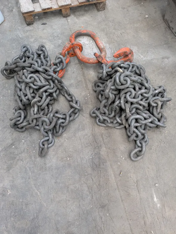Grossa catena da sollevamento 2 pezzi da 9 m con ganci