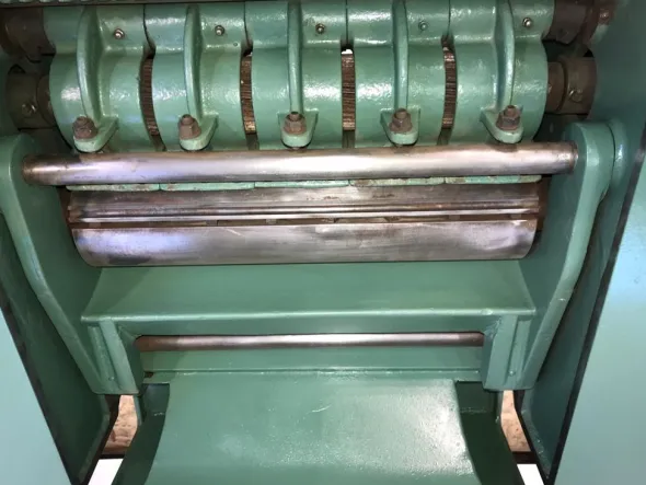 GR911 - 1233Pialla a spessore marca Primultini