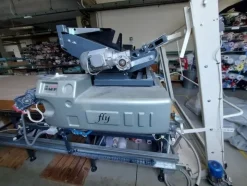 1#7914 Gruppo di Taglio scaffalature attrezzature per confezione e arredi